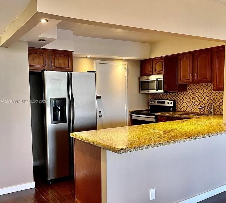 600 Three Islands Blvd 304 photo 1