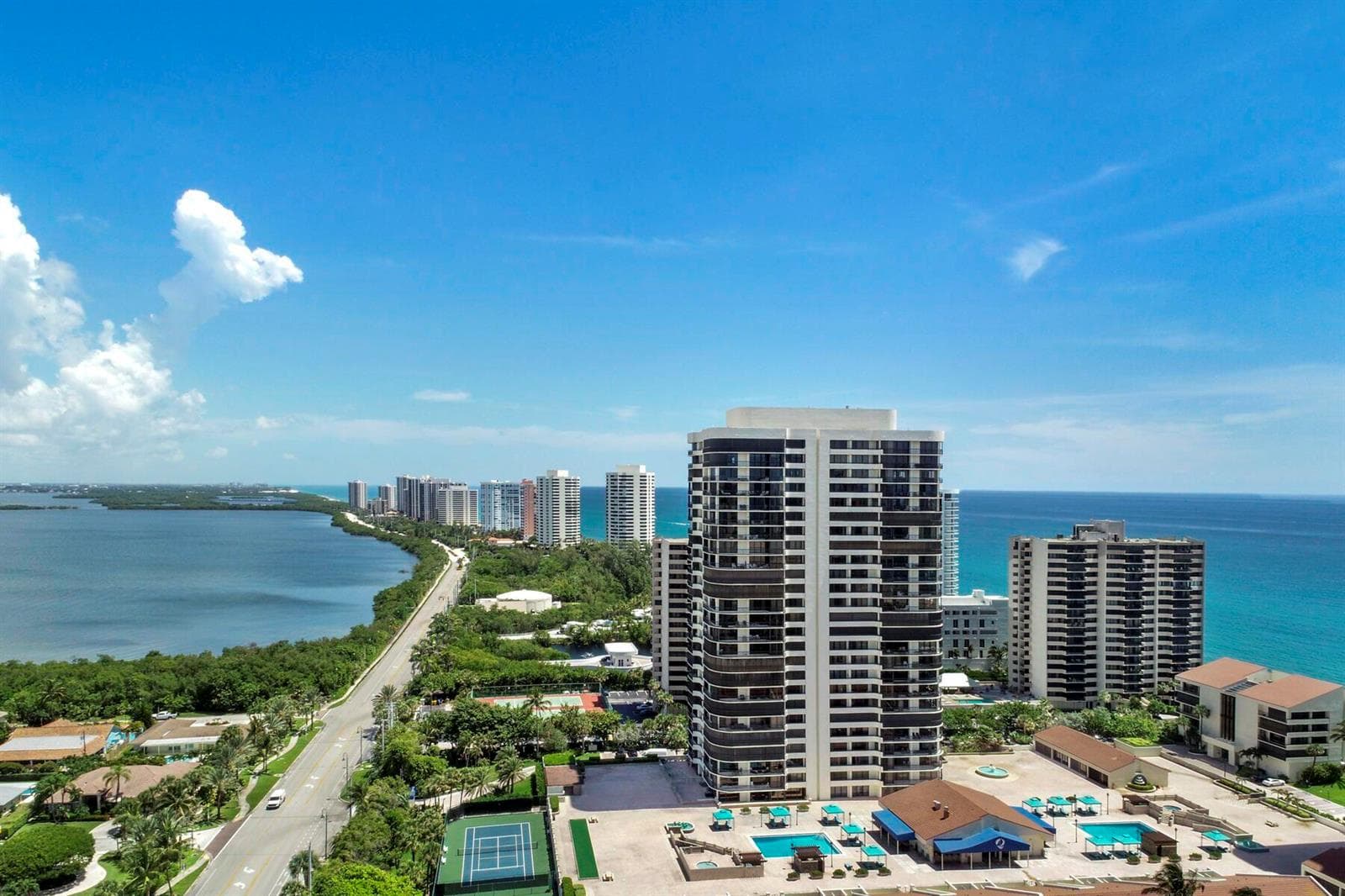 4000 N Ocean Drive 403 photo 3