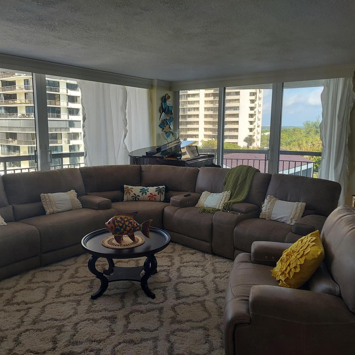 4000 N Ocean Drive 403 photo 5