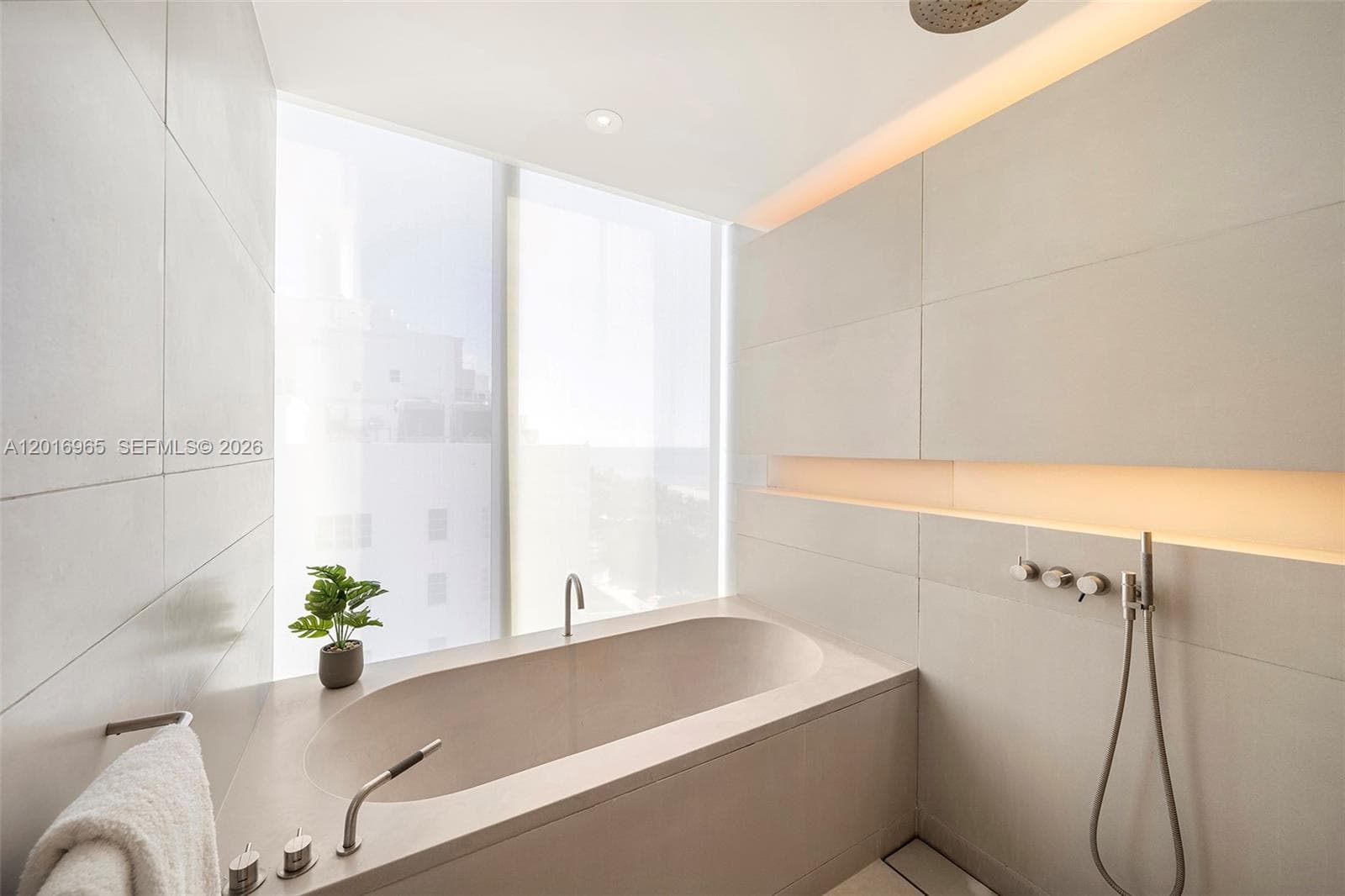2901 Collins Ave 901 photo 20