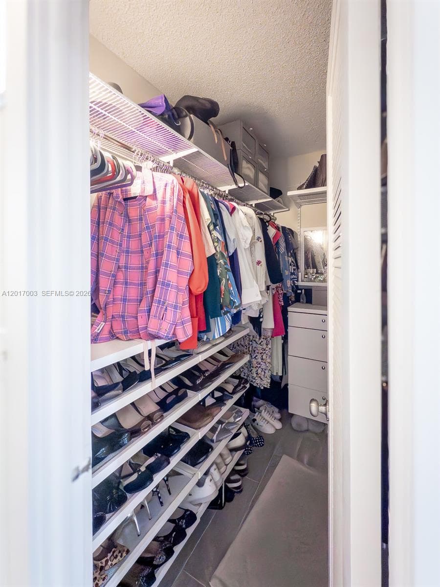 90 Edgewater Dr 114 photo 9