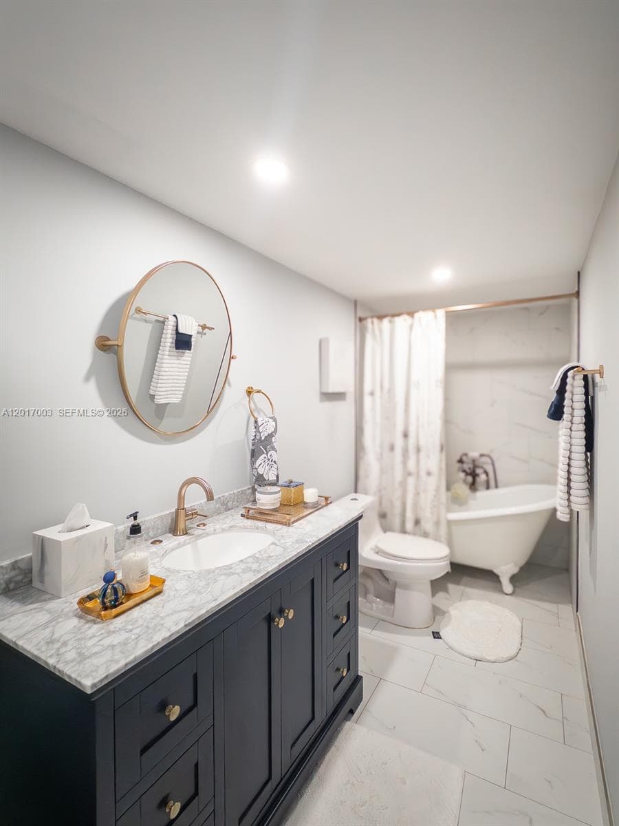90 Edgewater Dr 114 photo 14