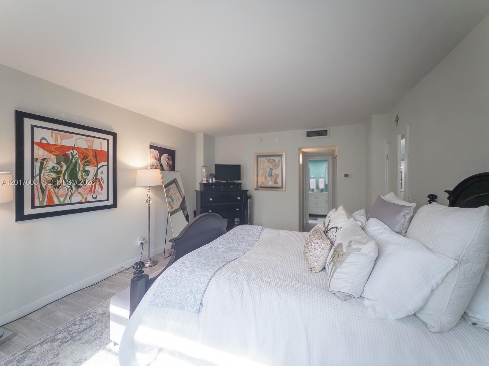 90 Edgewater Dr 114 photo 8