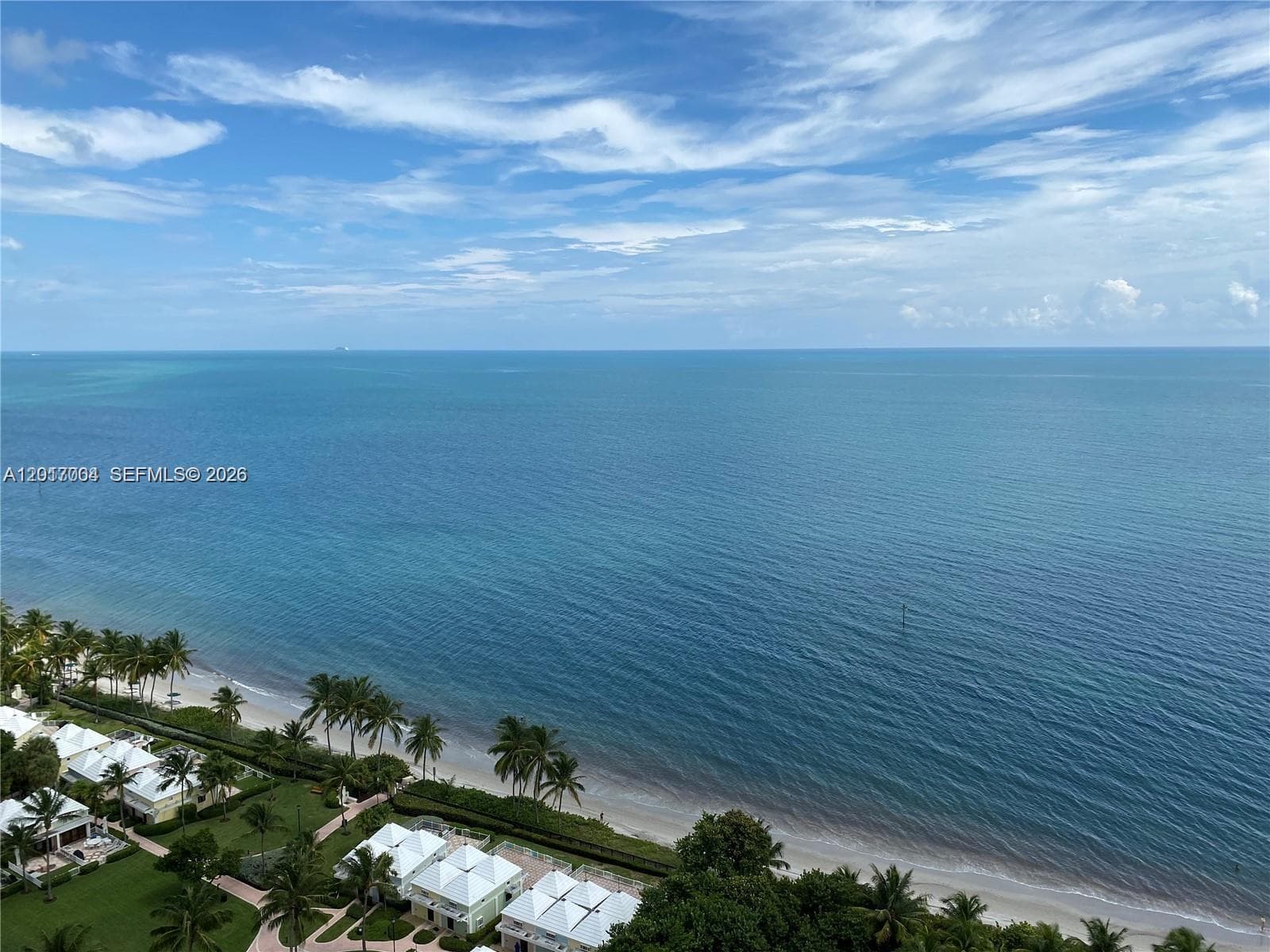 881 Ocean Dr 10E photo 1