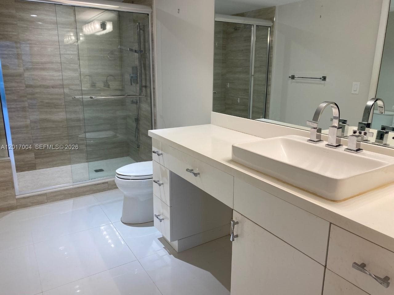 881 Ocean Dr 10E photo 11