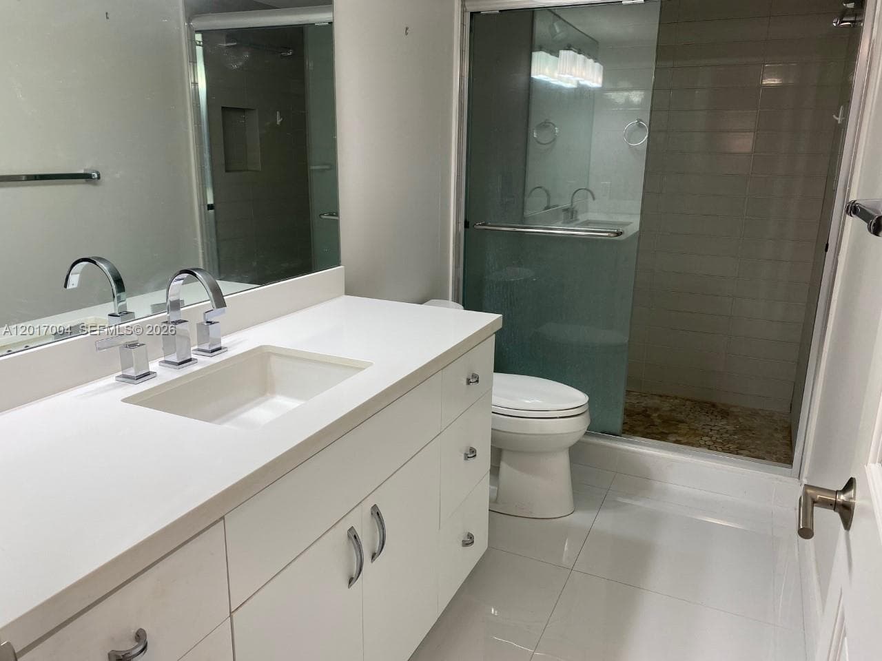 881 Ocean Dr 10E photo 8