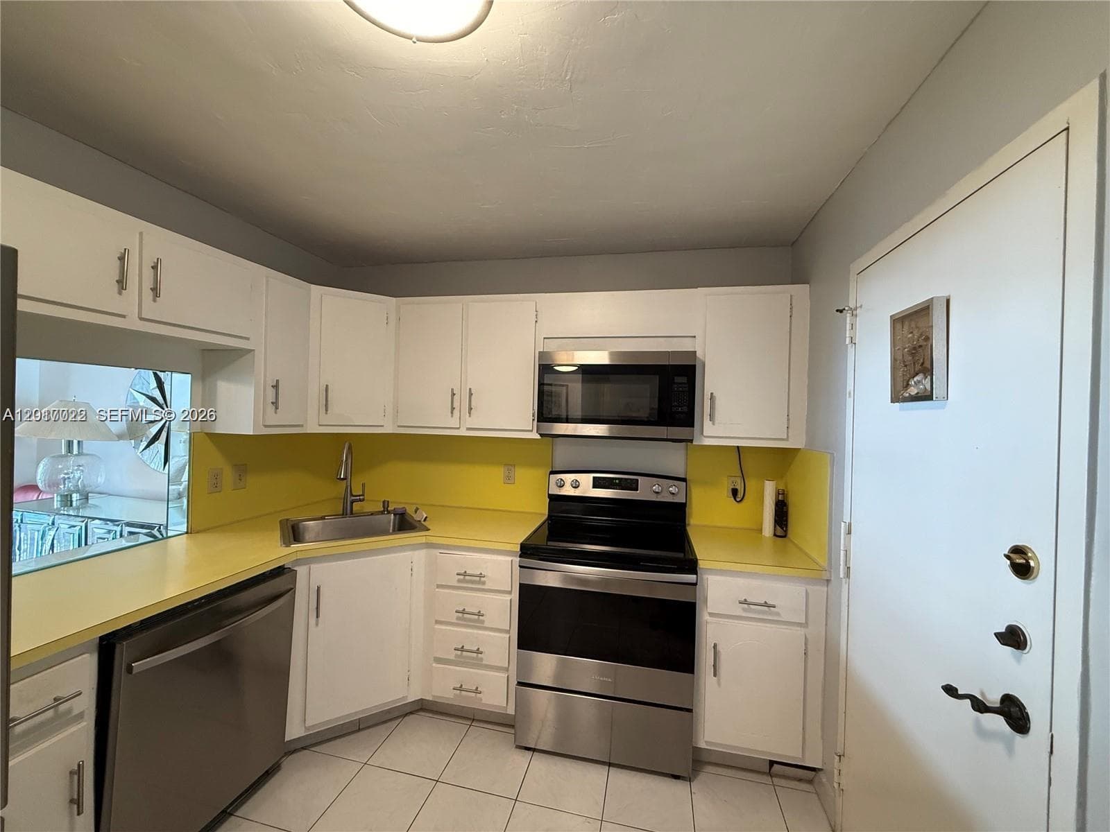 1865 S Ocean Dr 15C photo 5