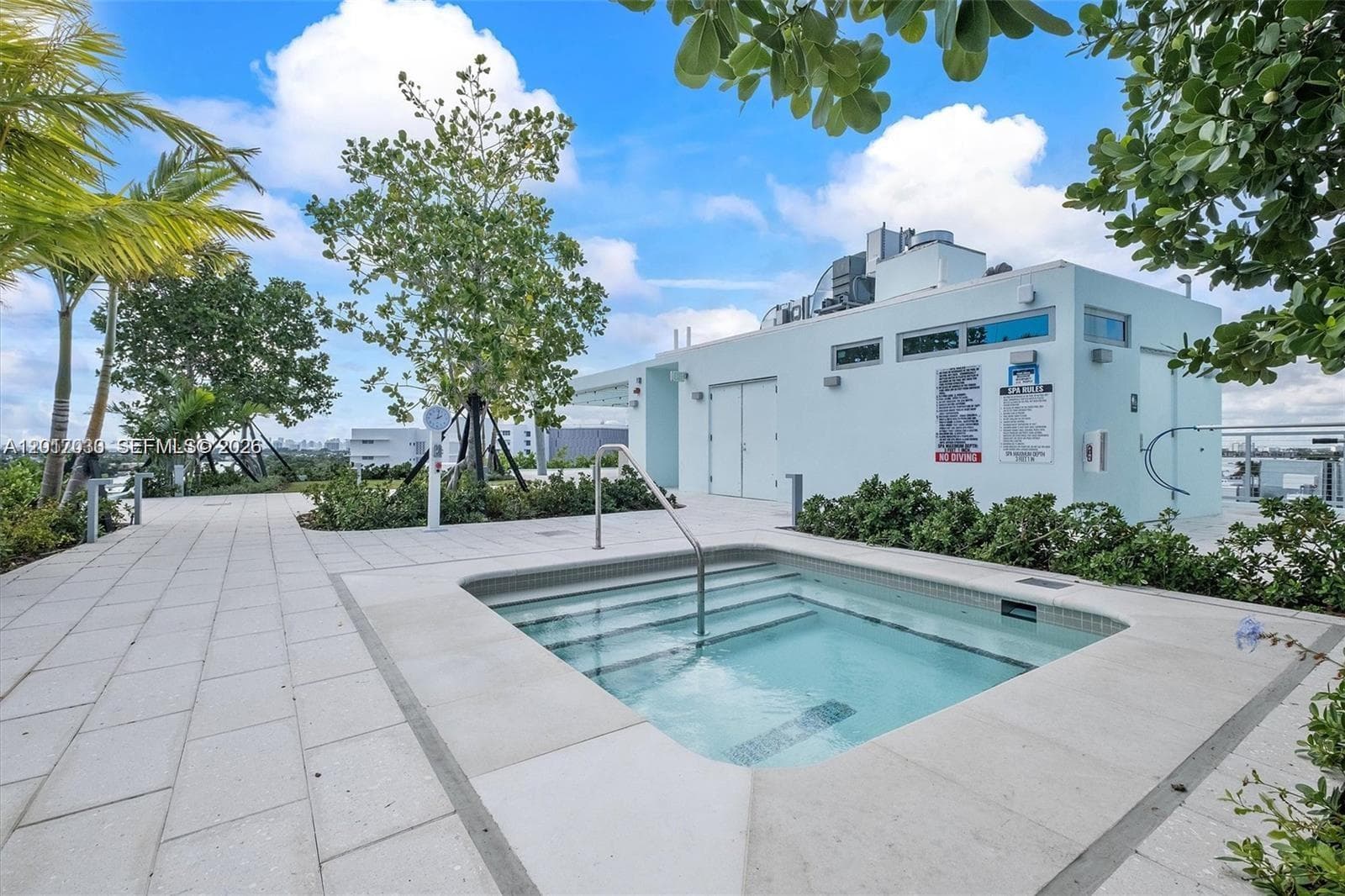 9221 E Bay Harbor Dr 309 photo 25