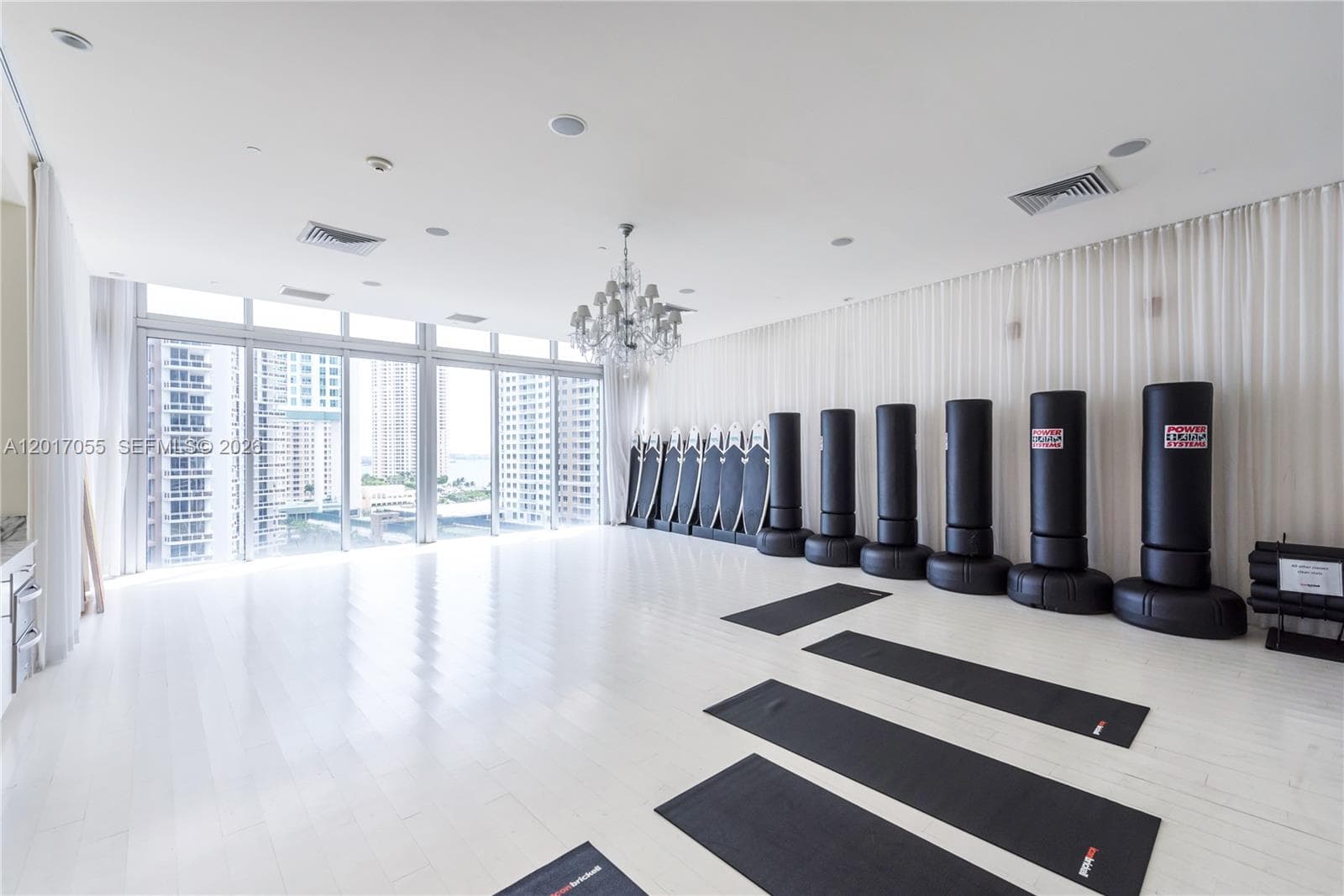 485 Brickell Ave 4606 photo 23