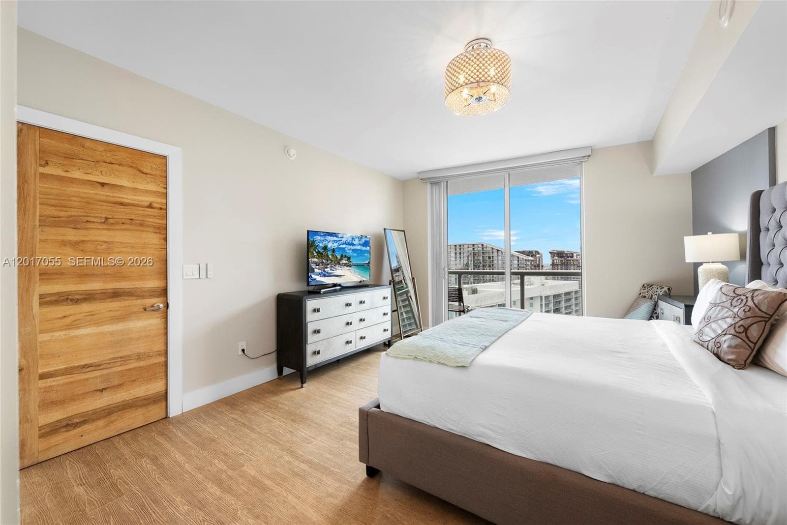 485 Brickell Ave 4606 photo 8