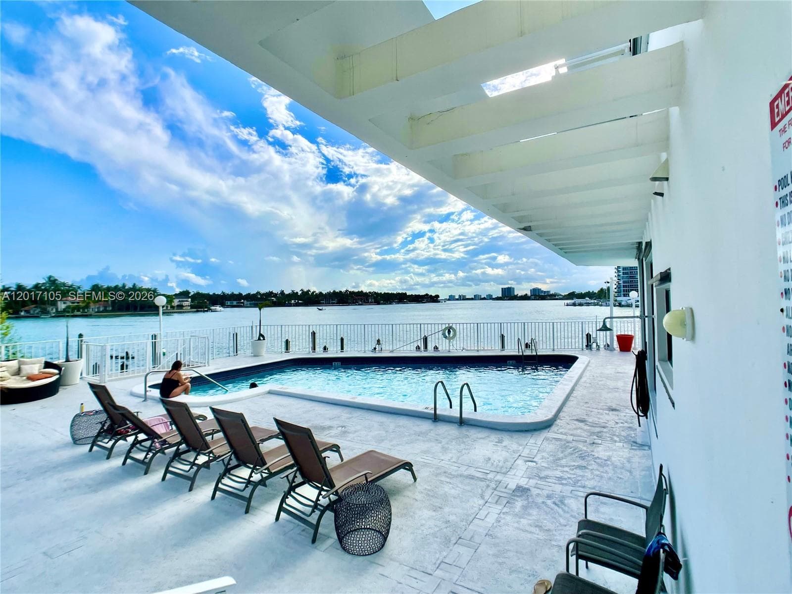 6820 Indian Creek Dr 9C photo 19