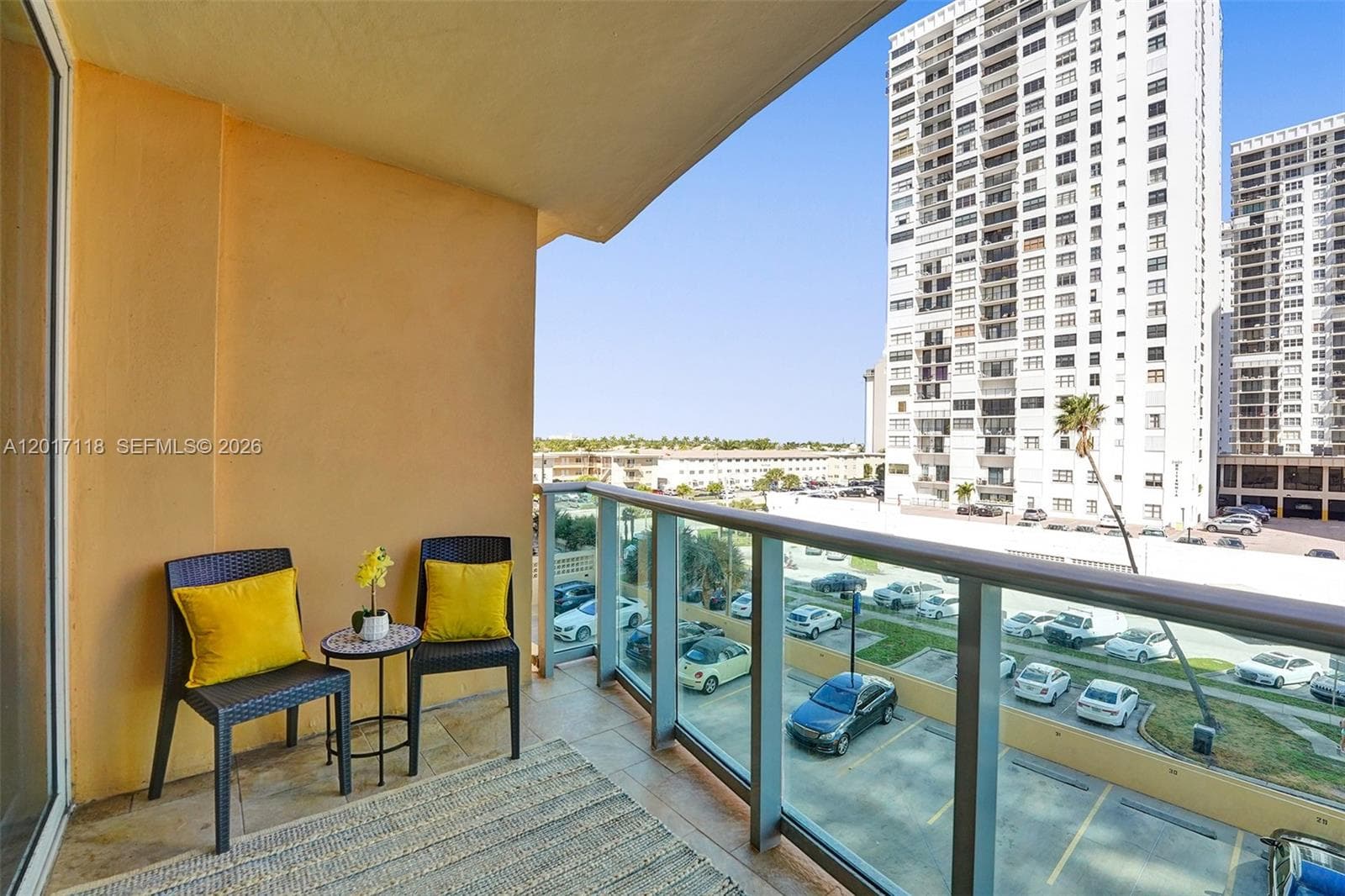 2501 Ocean Dr 401 photo 3