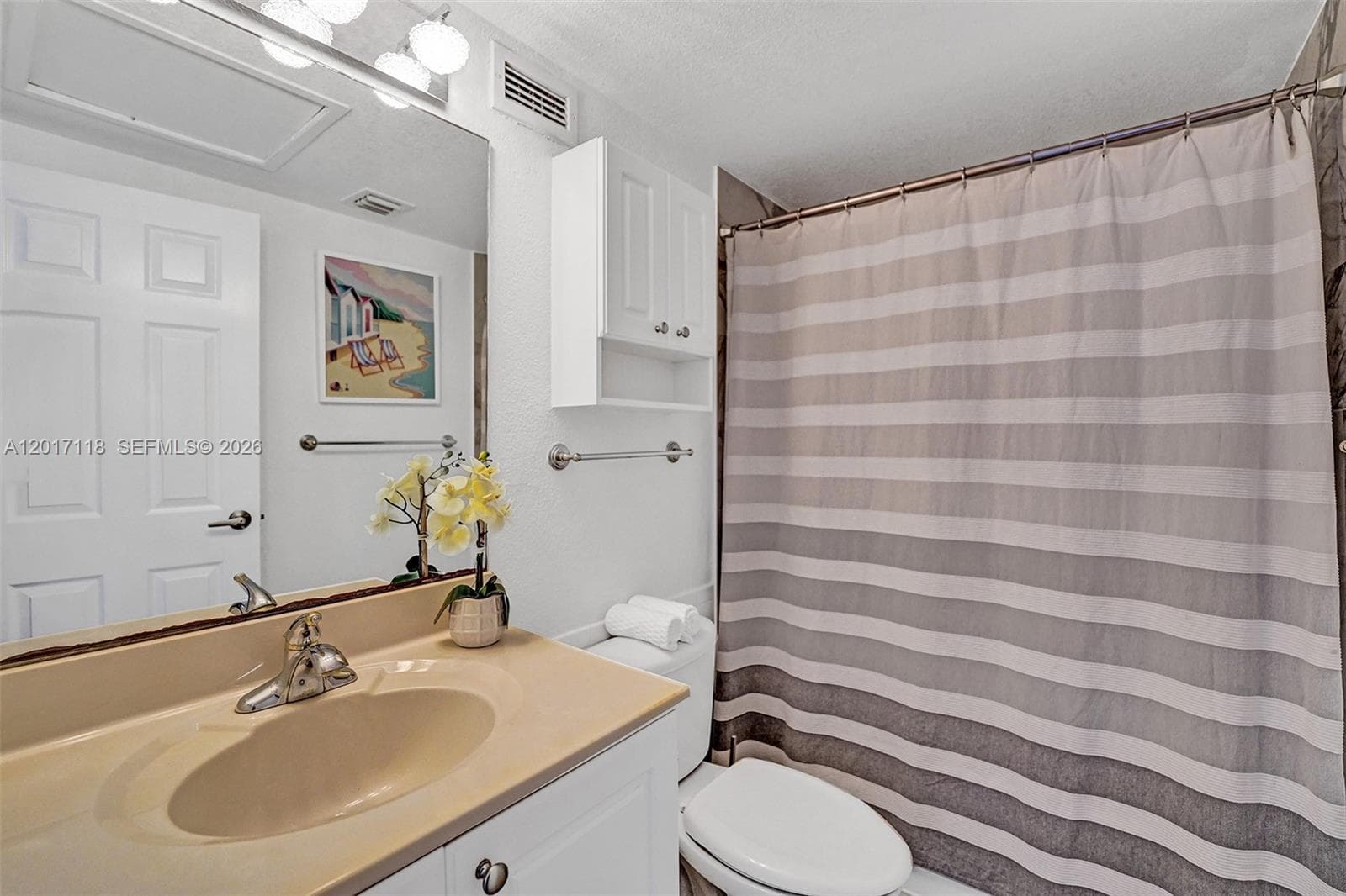 2501 Ocean Dr 401 photo 11