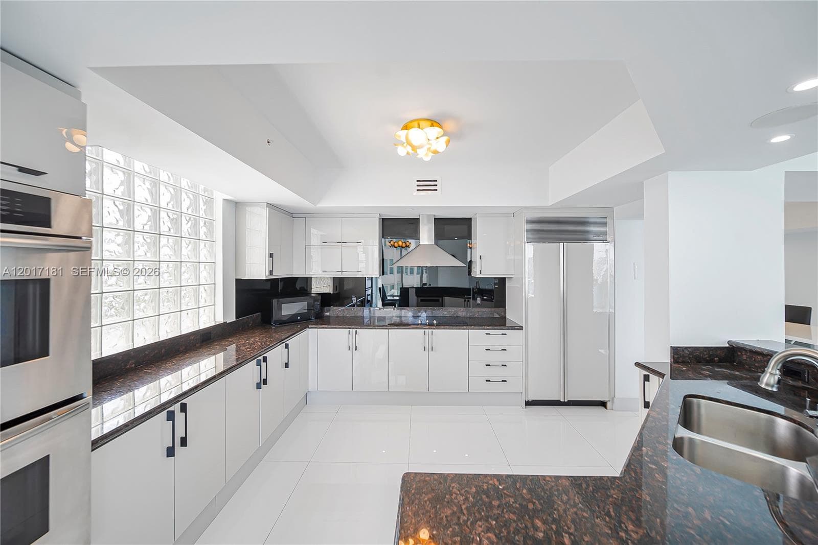 3301 183rd St 1209 photo 18