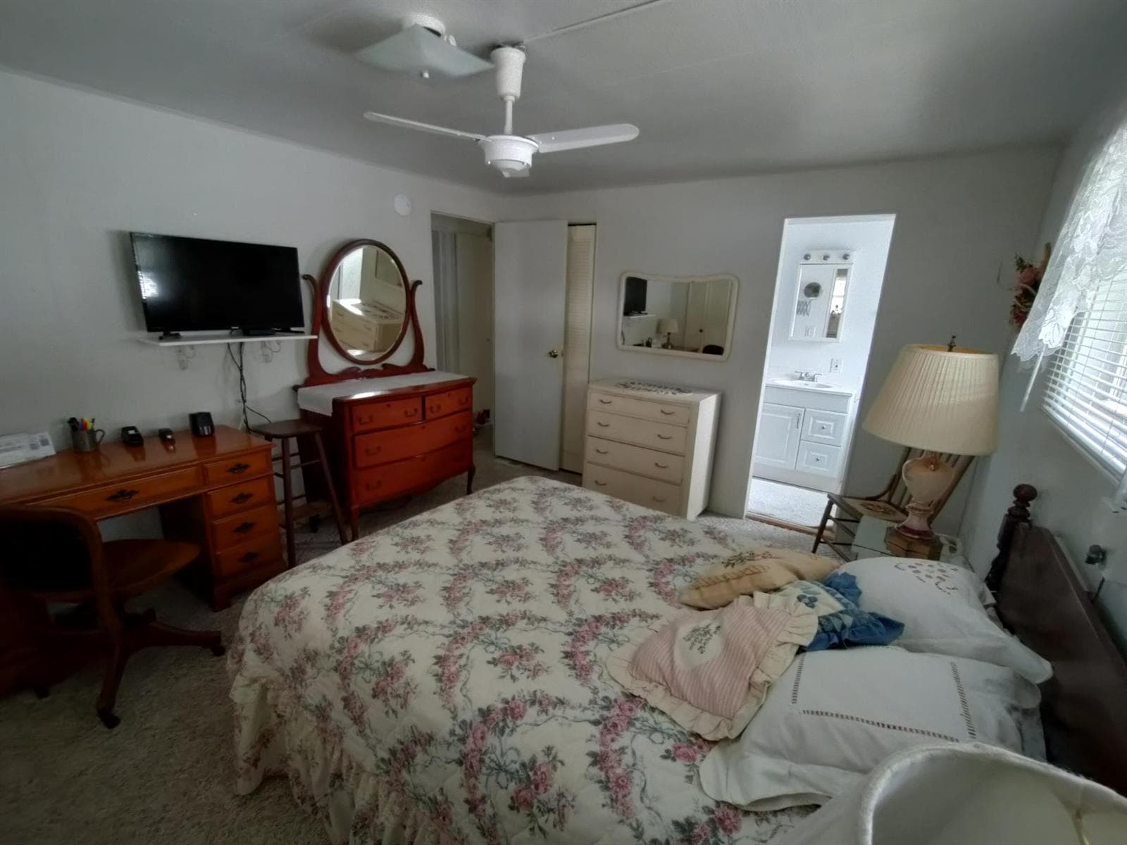 8270 South Street photo 20
