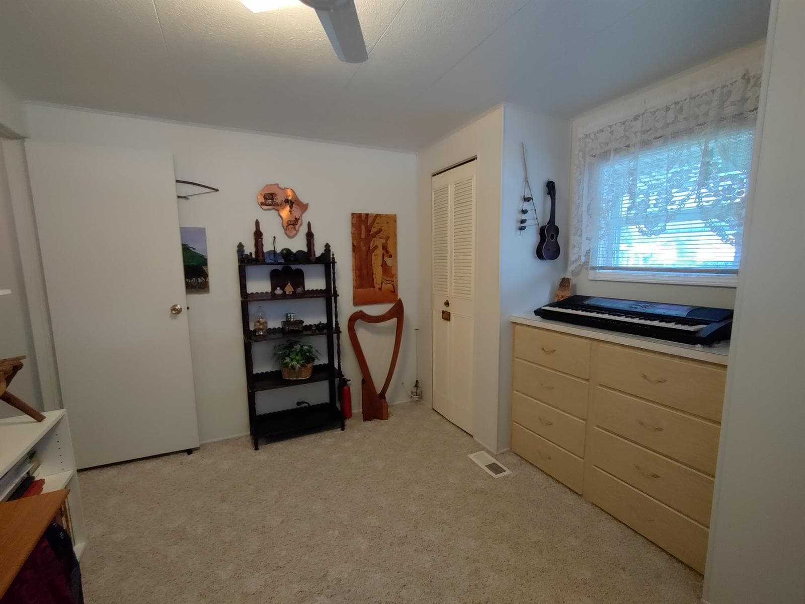 8270 South Street photo 14