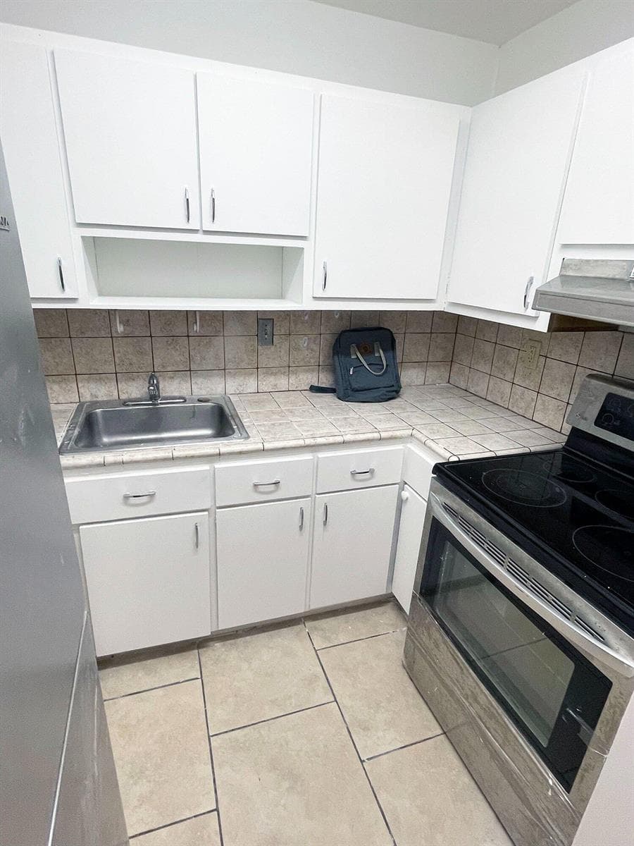 1800 NW 24th Avenue 309 photo 7