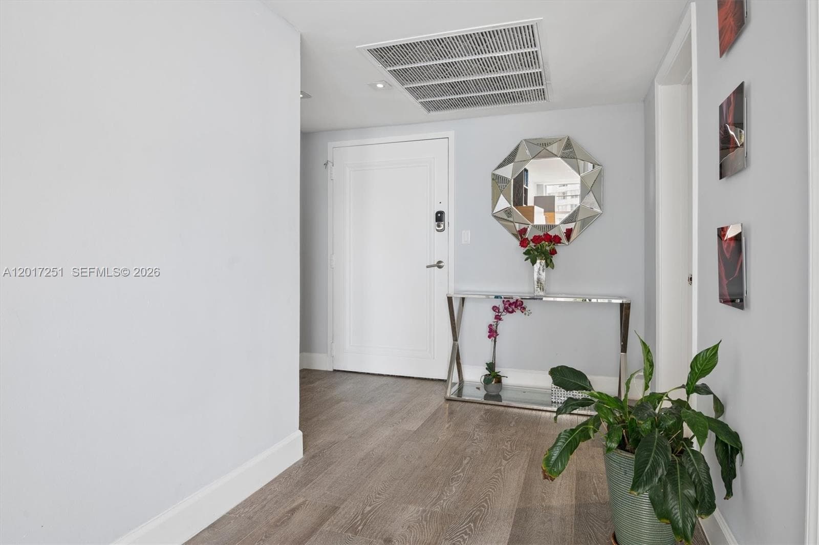 5660 Collins Ave 6C photo 2
