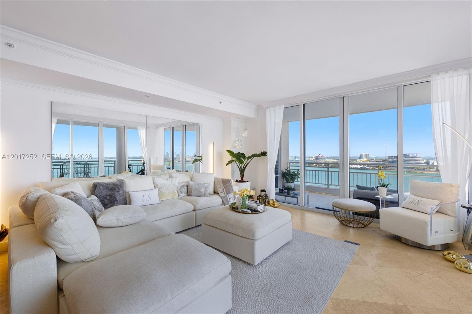 848 Brickell Key Dr 1601 photo 7