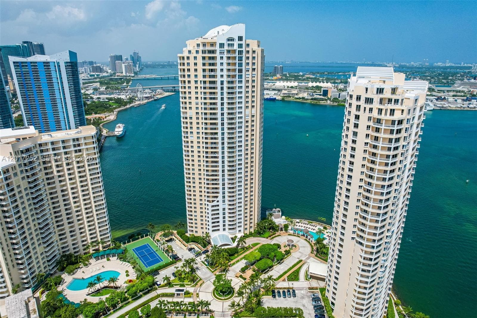 848 Brickell Key Dr 1601 photo 20