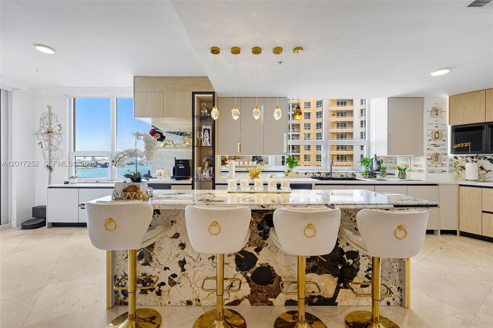 848 Brickell Key Dr 1601 photo 4
