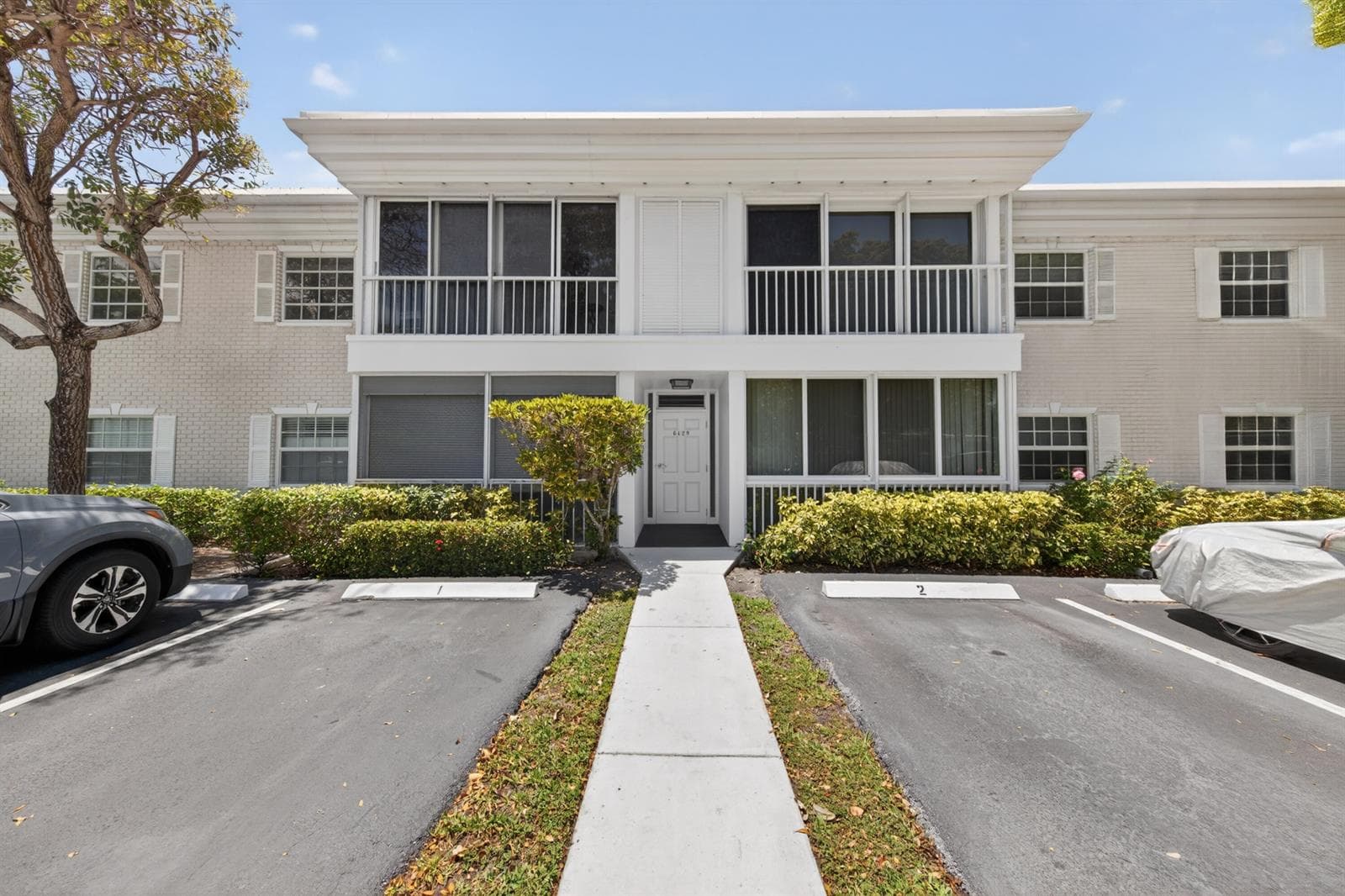6429 Bay Club Drive 3 photo 1
