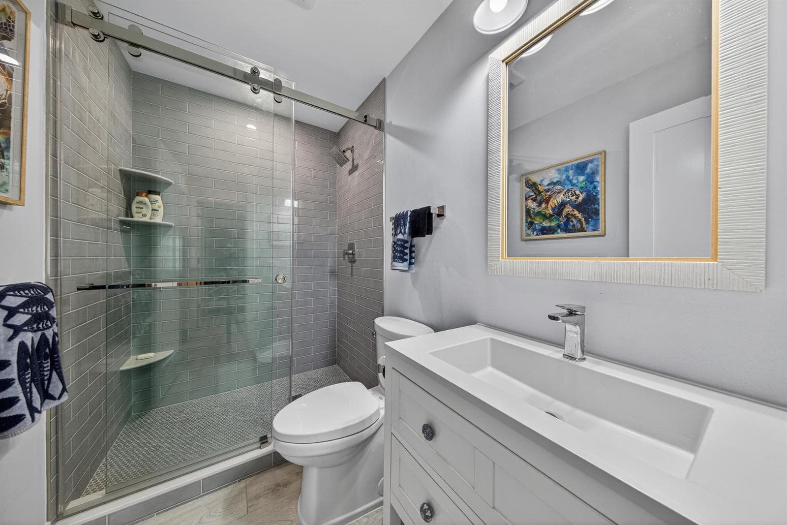 6429 Bay Club Drive 3 photo 8