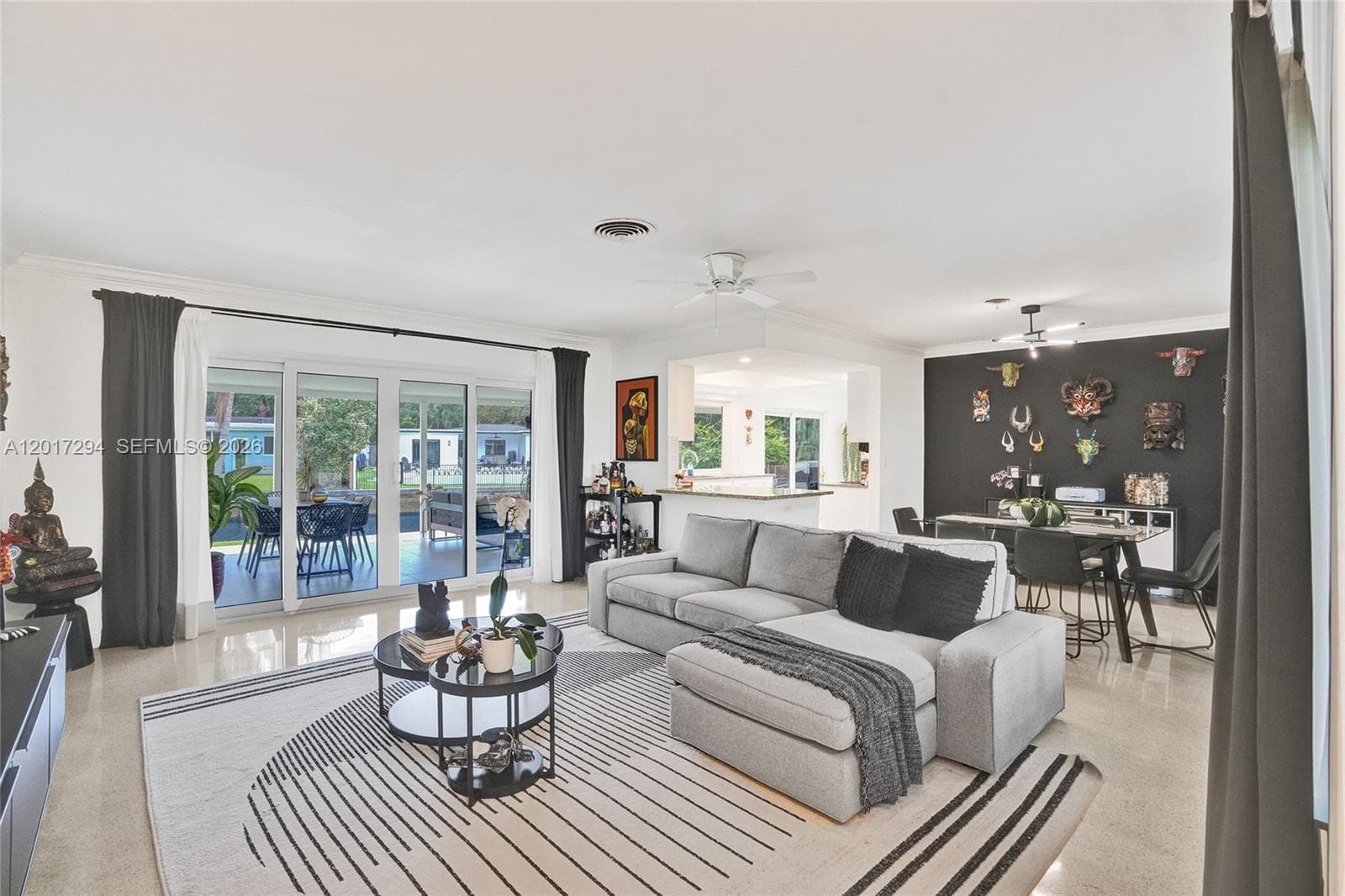 1821 33rd Ct photo 4