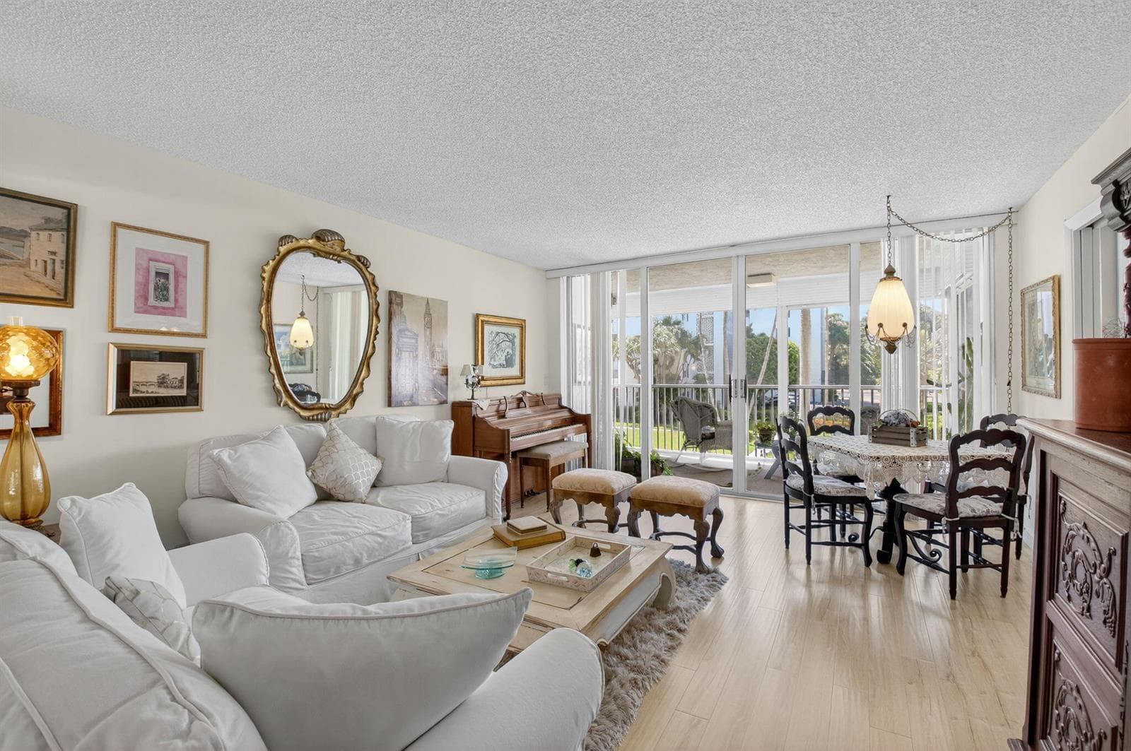 1 Harbourside Drive 4205 photo 13