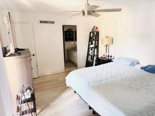 825 Center Street 22a photo 4