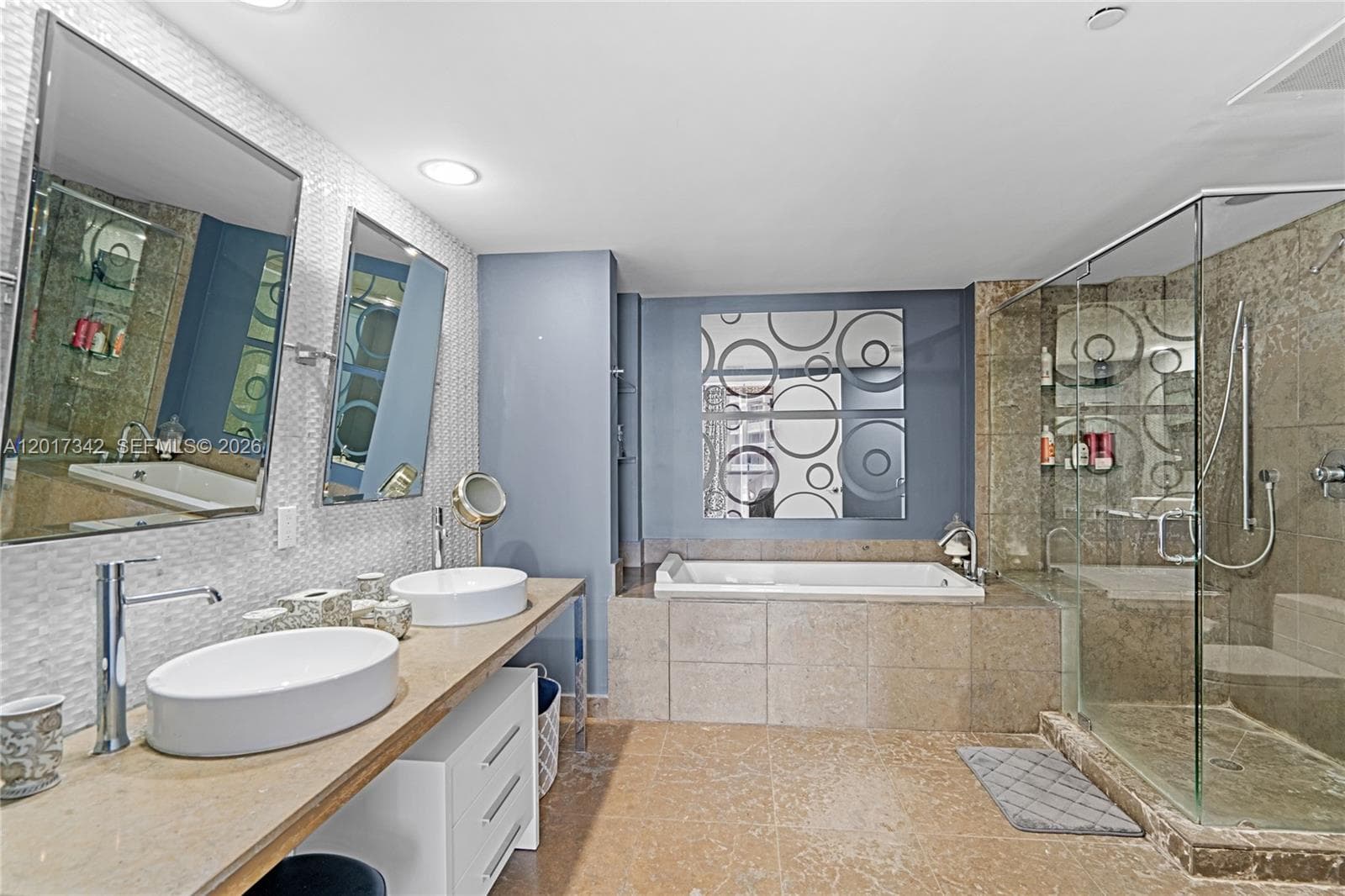 495 Brickell Ave 1704 photo 21