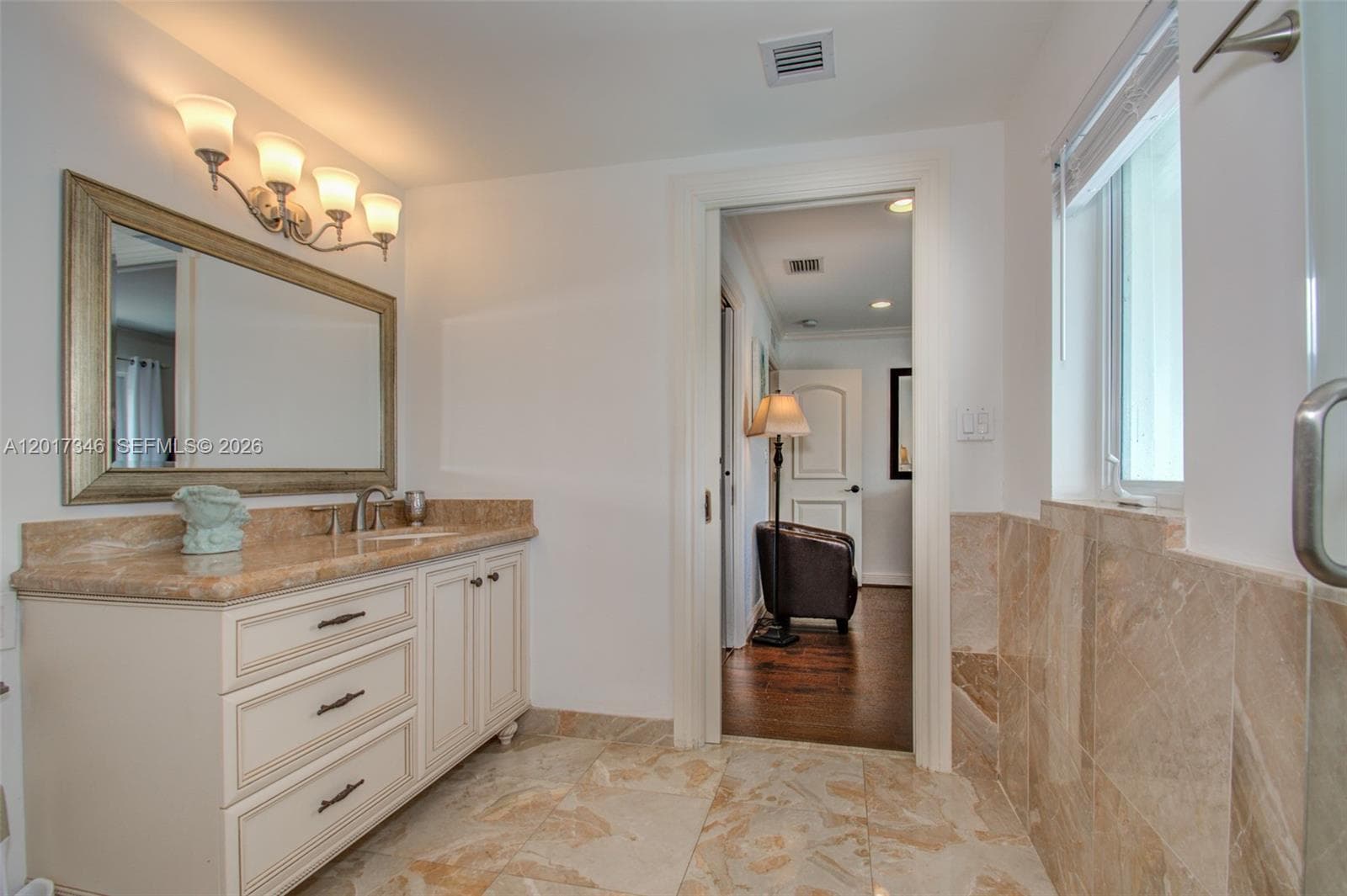 16461 34th Ave 16461 photo 24