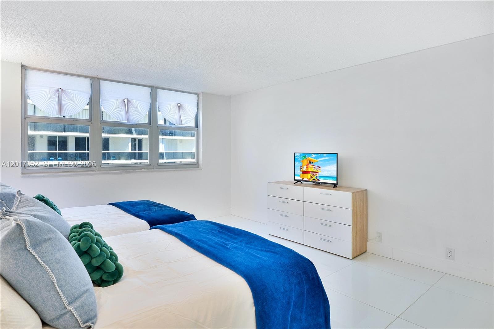 9511 Collins Ave 901 photo 4