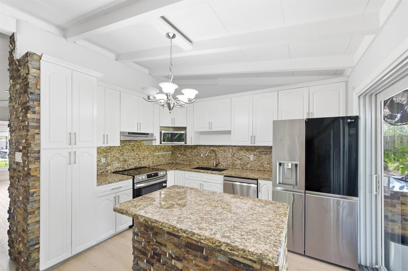 2549 Flamingo Lane photo 8