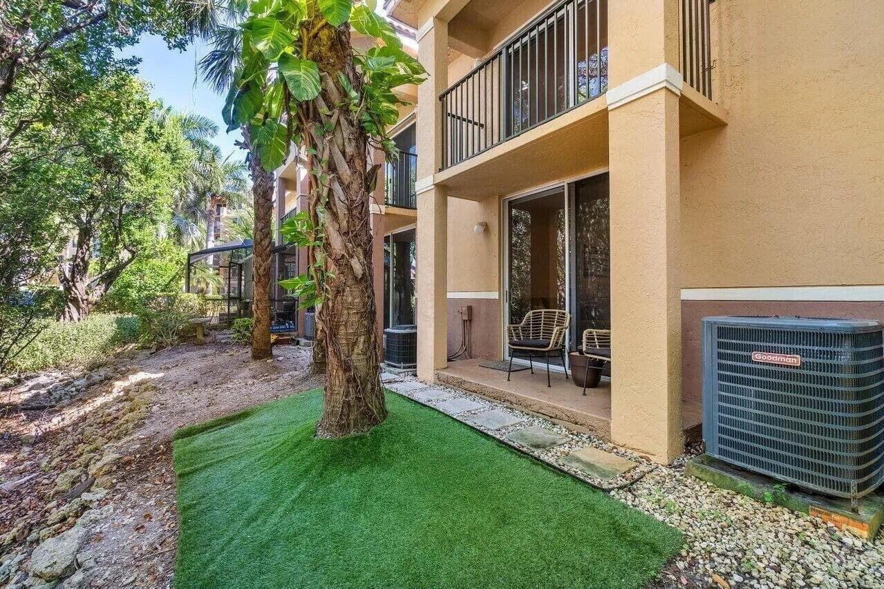 1100 Scotia Drive 105 photo 18