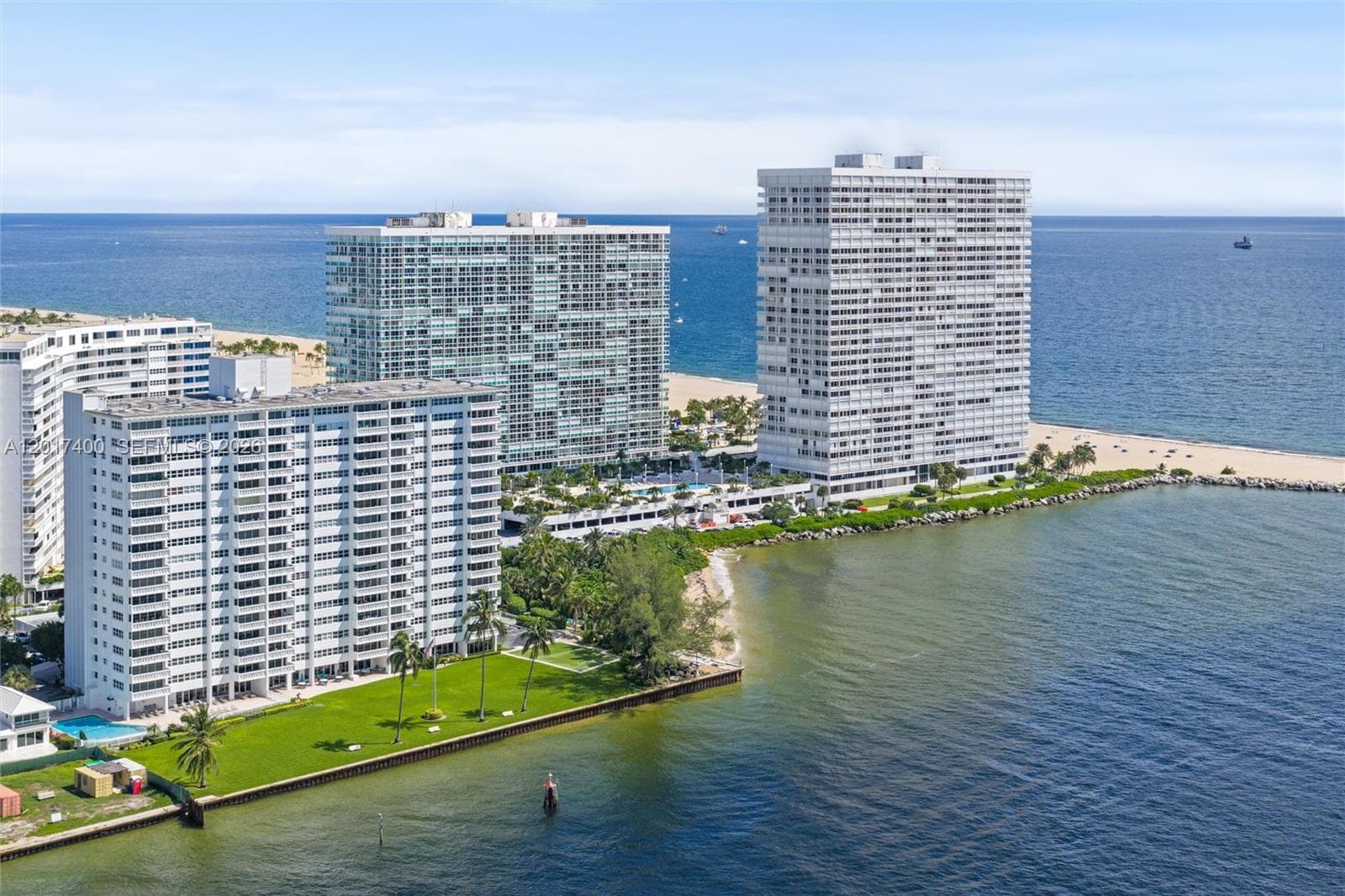 2100 S OCEAN DR 10B photo 2