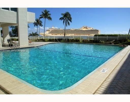 2100 S OCEAN DR 10B photo 18