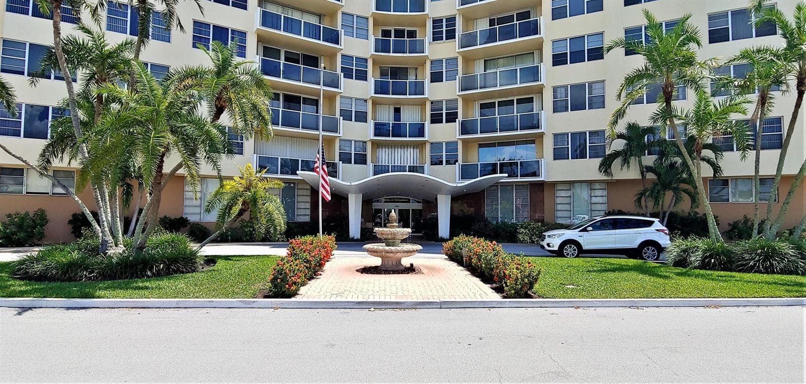 2800 N Flagler Drive 401 photo 2