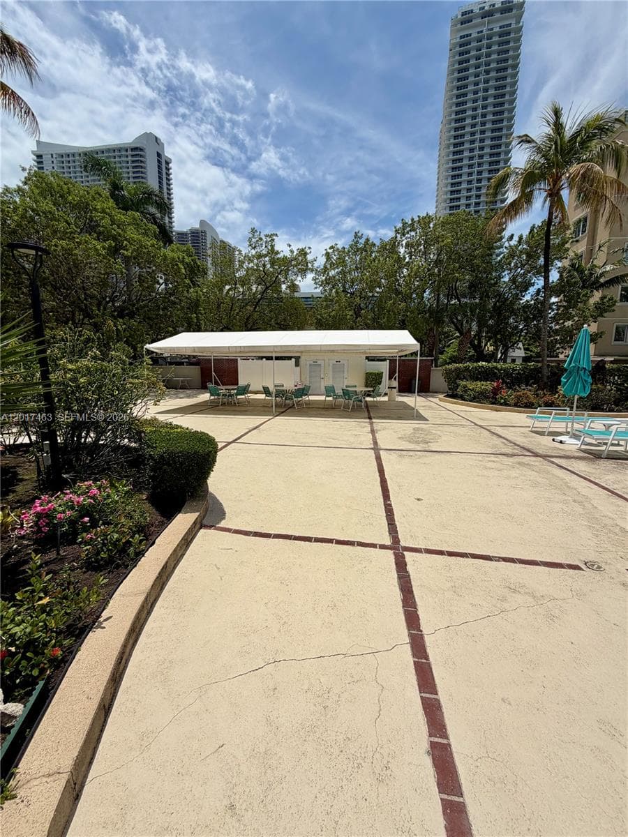 3800 Ocean Dr 1208 photo 18