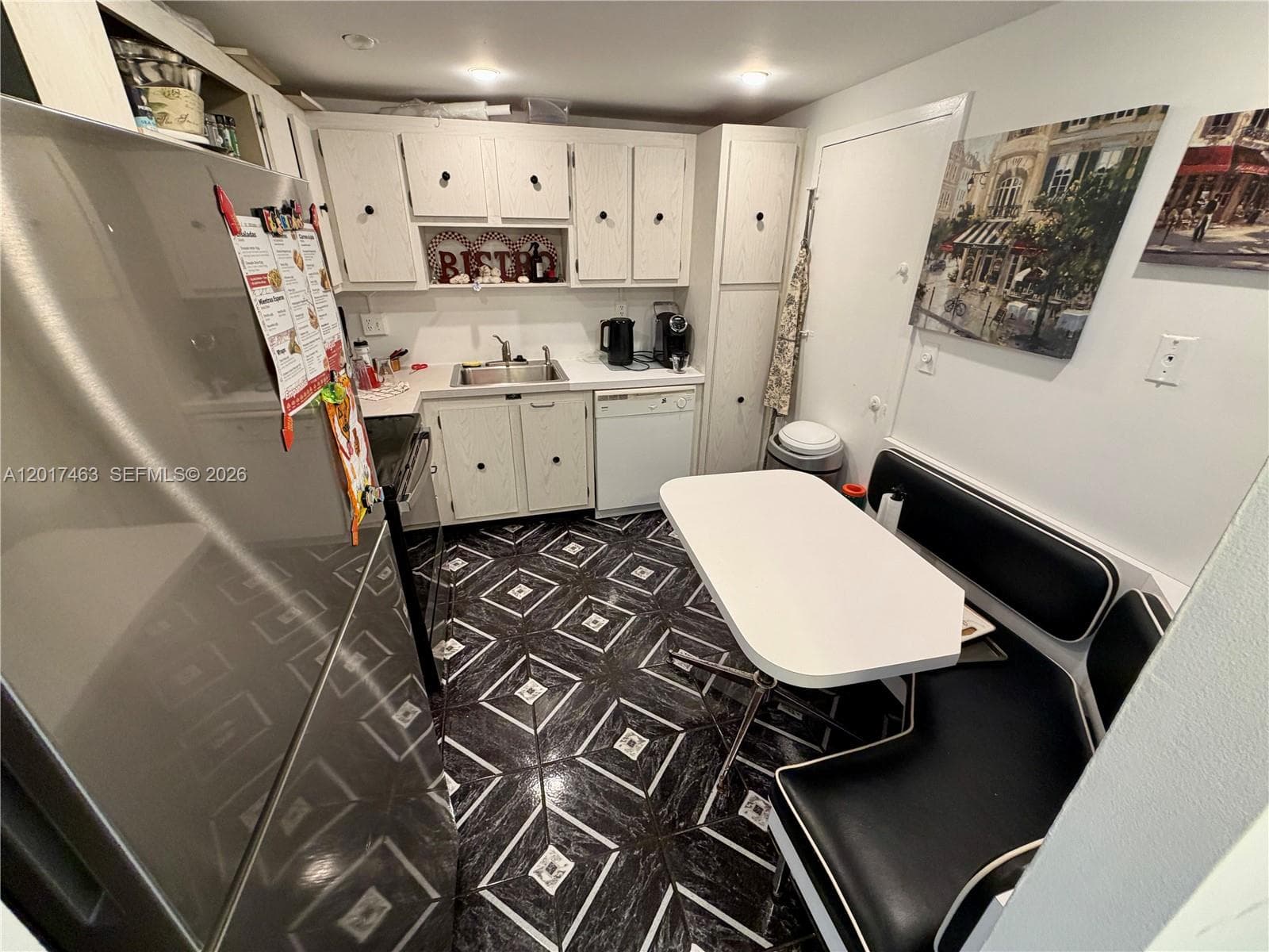 3800 Ocean Dr 1208 photo 4