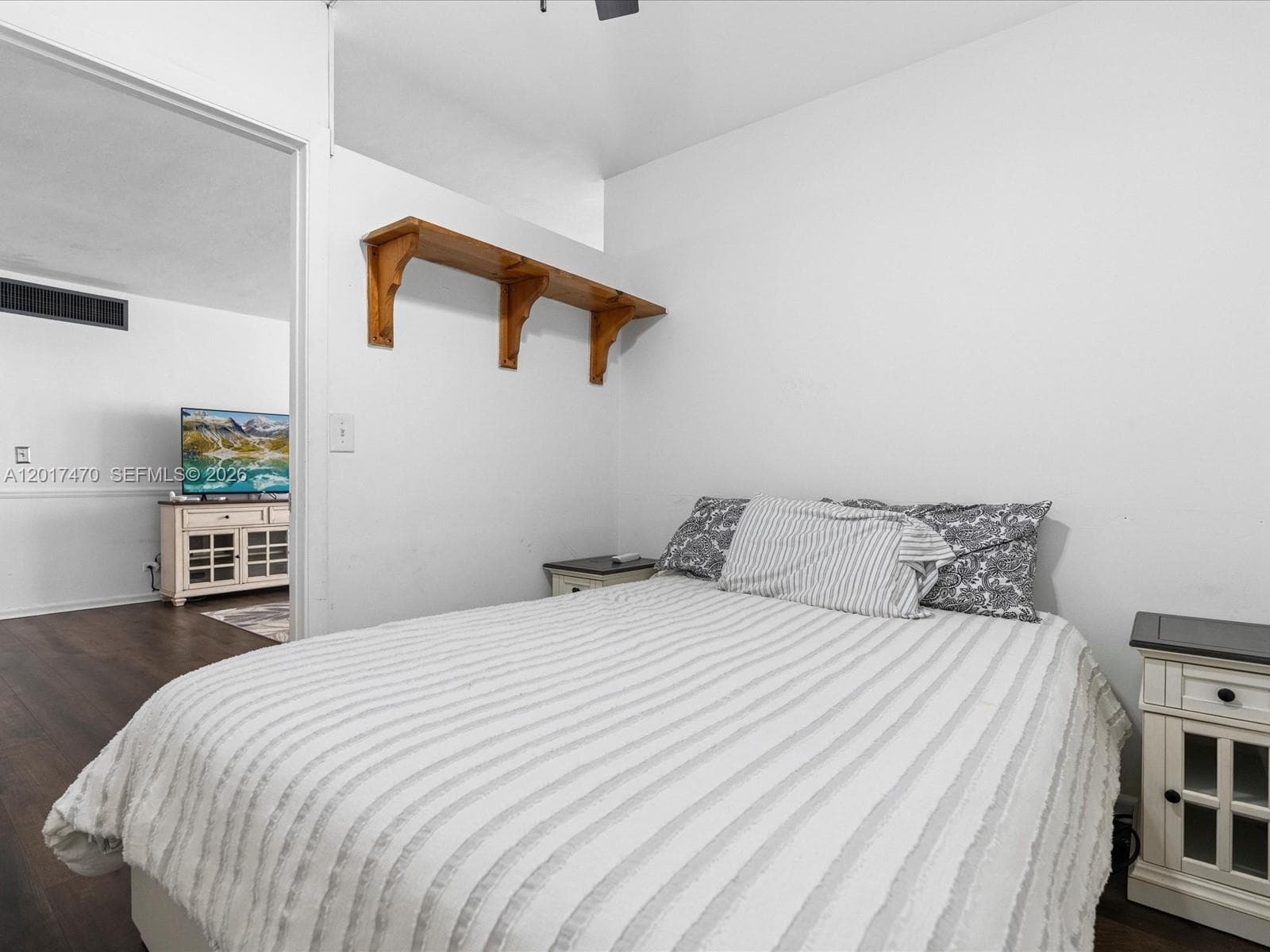 5005 Collins Ave 222 photo 21
