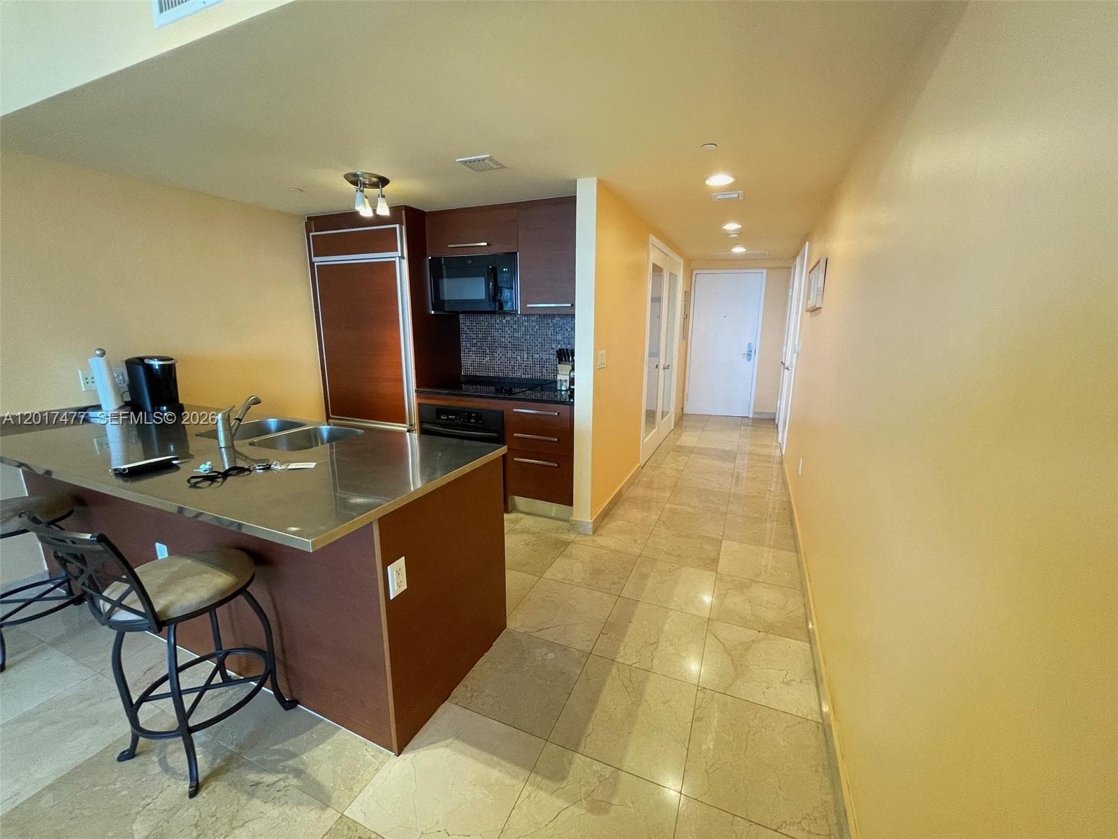 1850 Ocean Dr 2909 photo 9