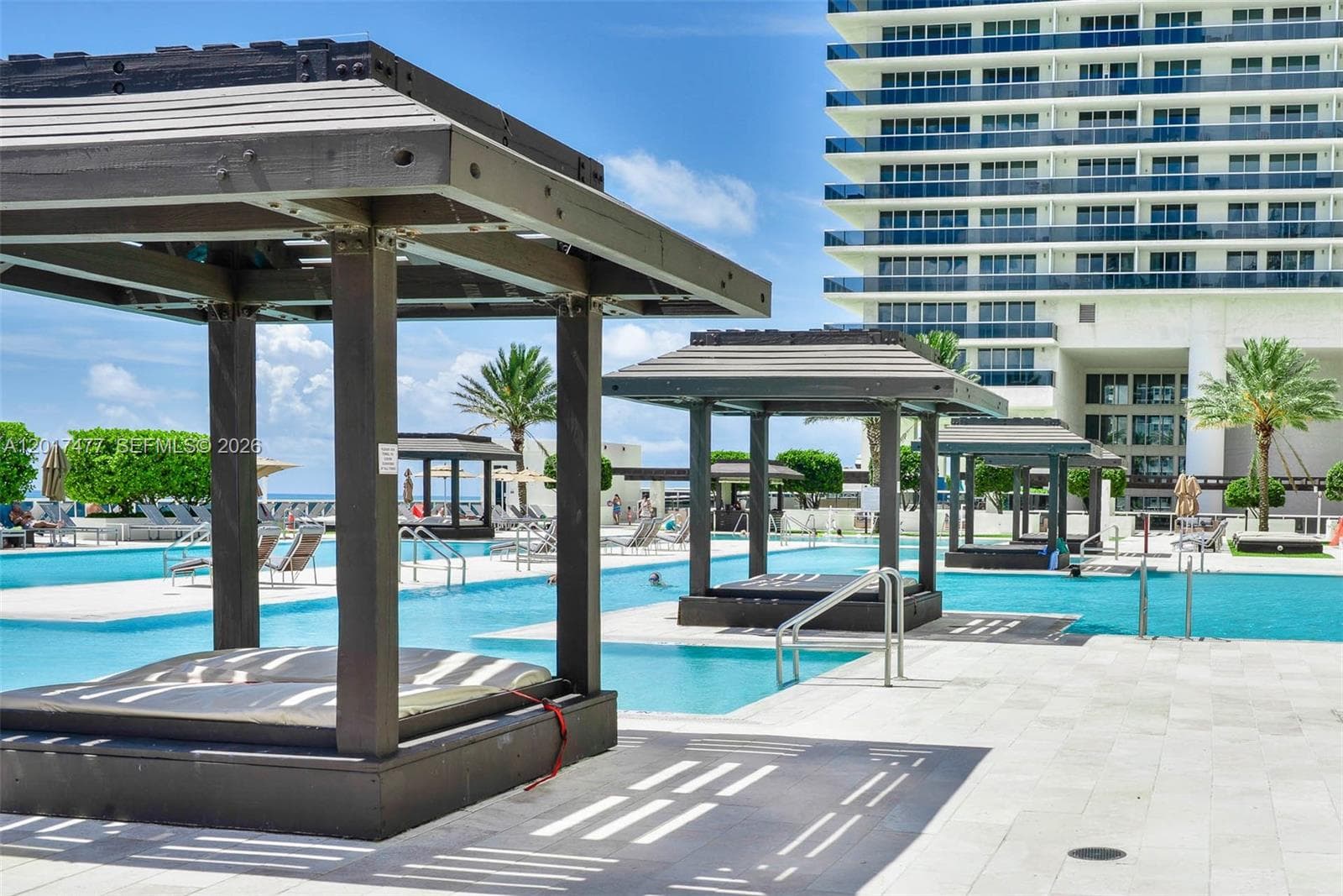1850 Ocean Dr 2909 photo 21