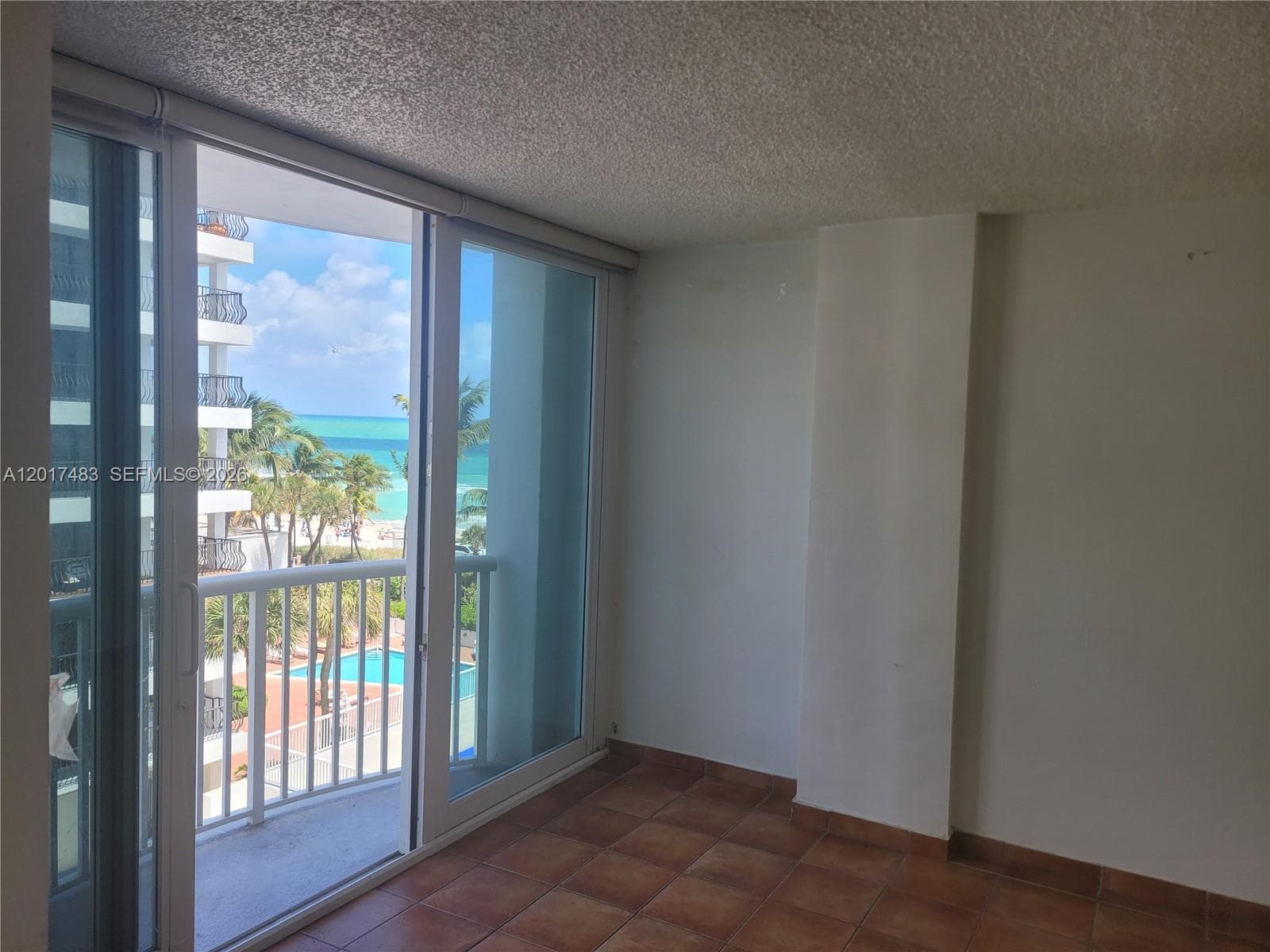 5401 Collins Ave 307 photo 6