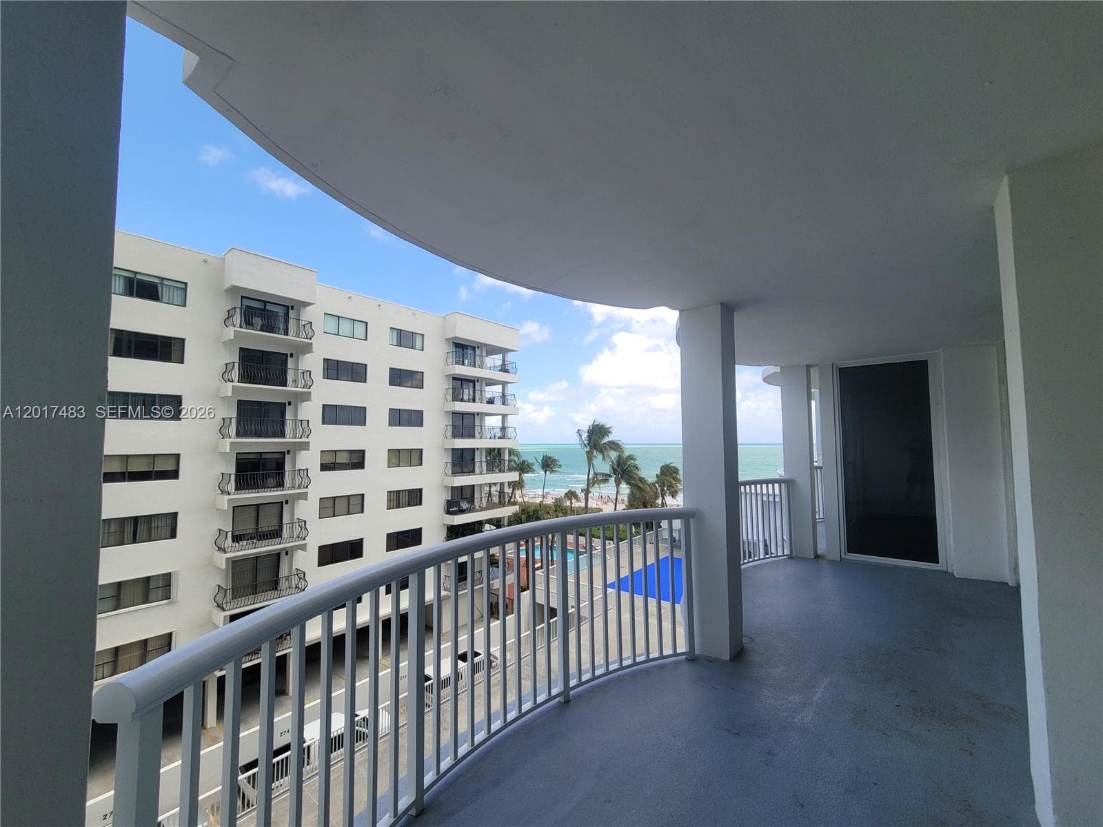 5401 Collins Ave 307 photo 4