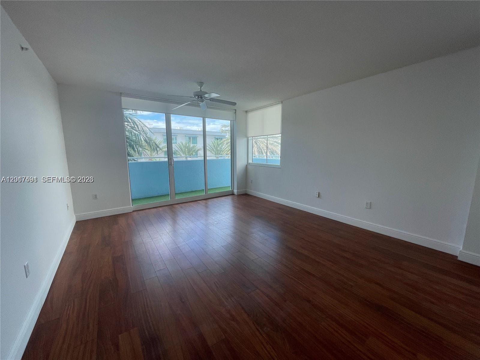 9201 Collins Ave 321 photo 2