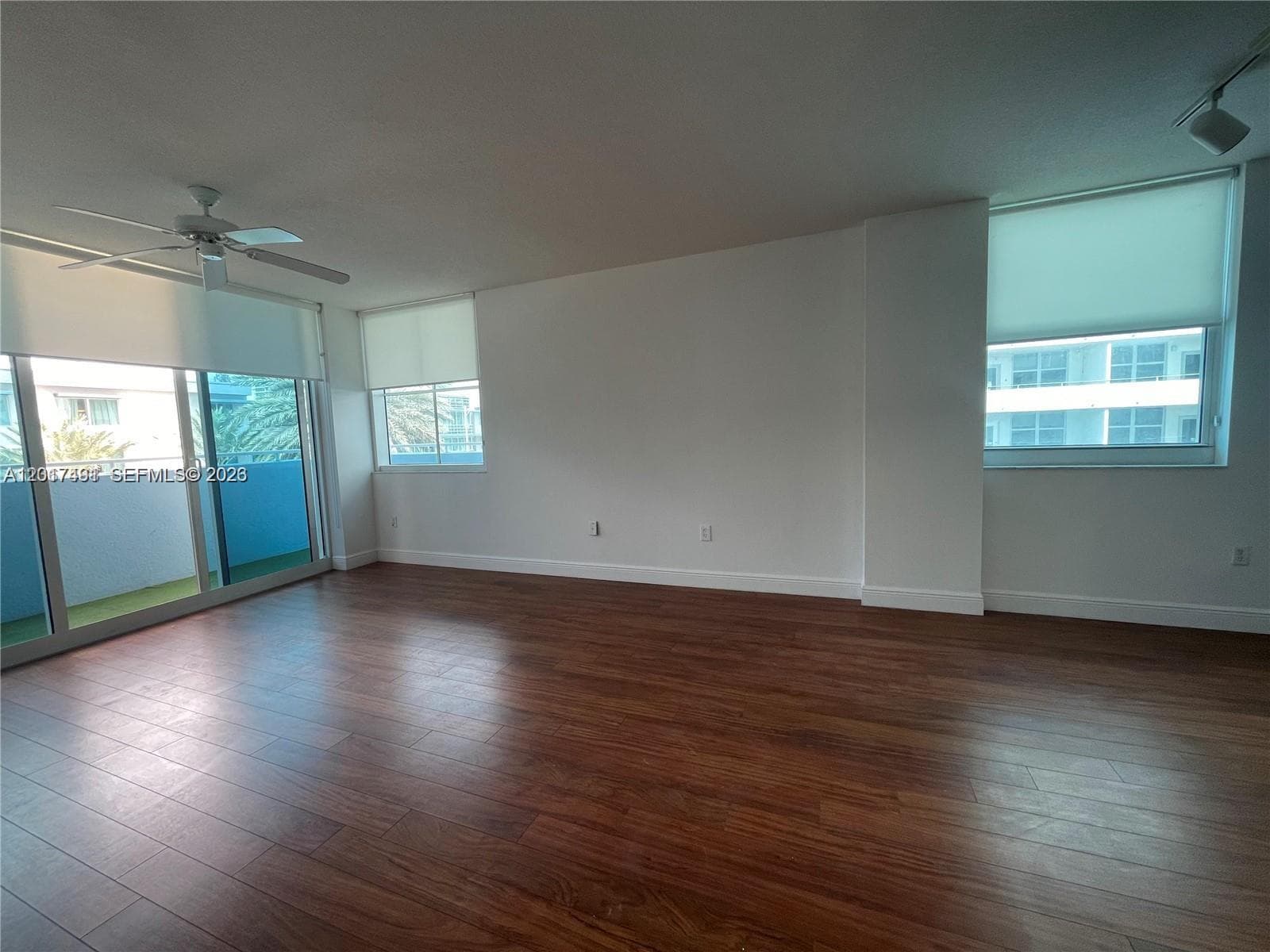 9201 Collins Ave 321 photo 4