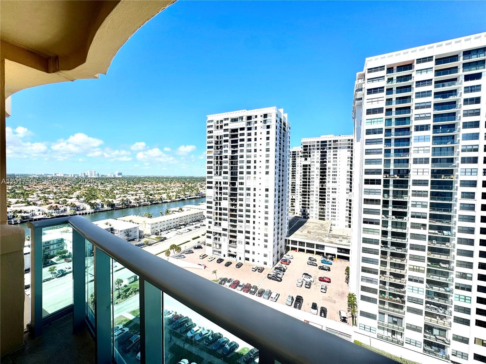 2501 Ocean Dr PH4 photo 8