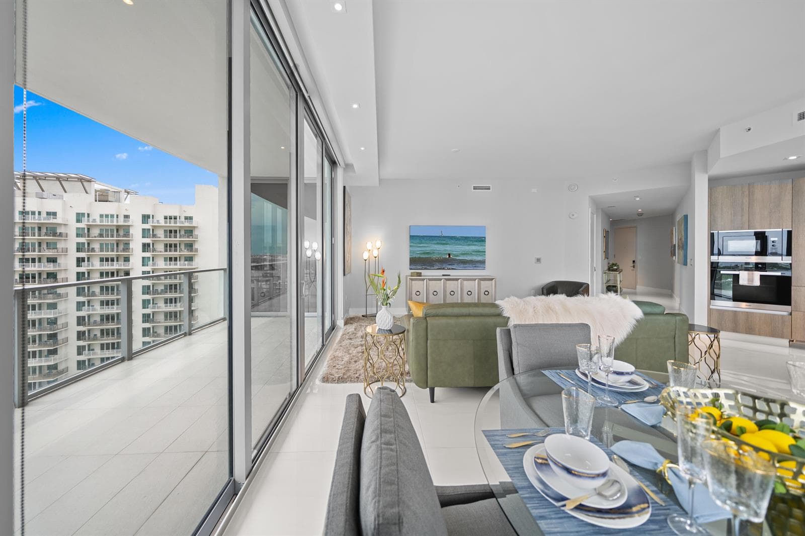 3100 N Ocean Drive H-1608 photo 15