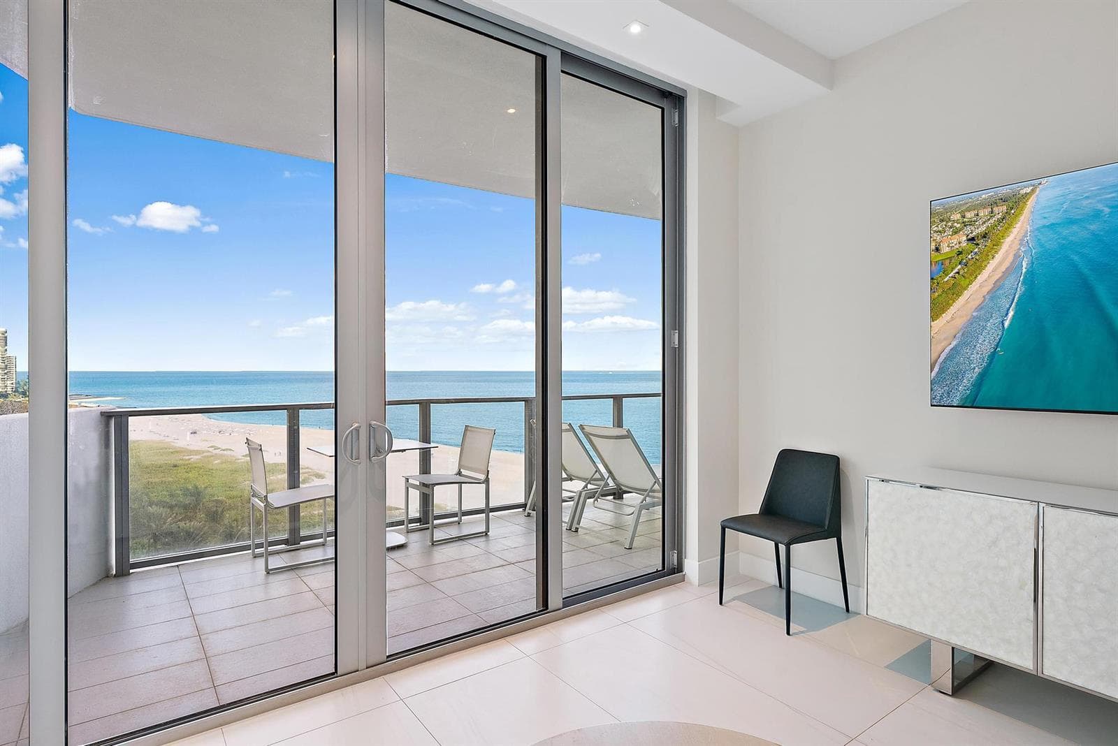 3100 N Ocean Drive 1002 photo 3